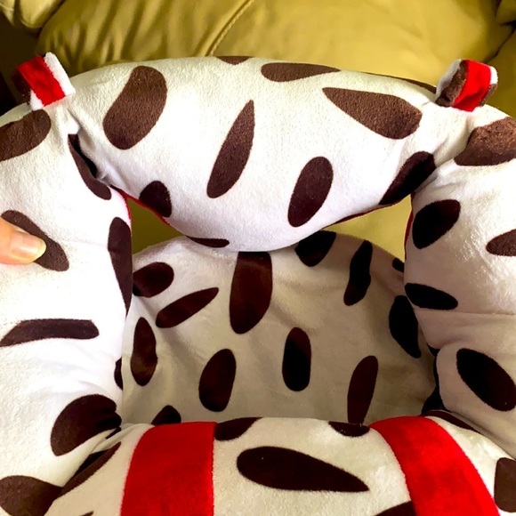 Nine Months Sober Baby Sofa Sitting Support Pillow, Cow Black and White Print - Picture 9 of 15